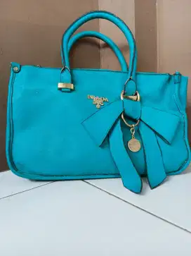 BU Tas prada warna hijau tosca