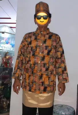Beskap jawa hitam & motif batik