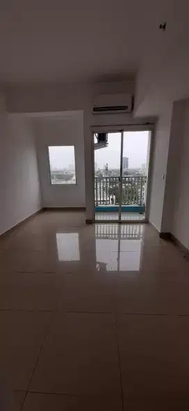 Di sewakan  studio tahunan apartement the nest