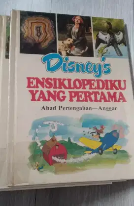 Disney Ensiklopediku yang Pertama