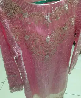 Atasan Tunik Cantik seperti bahan kebaya. Seperti Baru, nominus. Gamis
