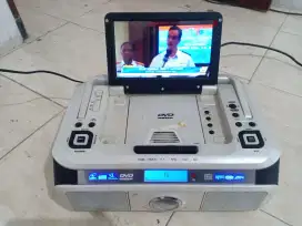 Compo merek  Klaz ada Tv 9 Radio,usb