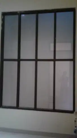 Kusen aluminium kaca
