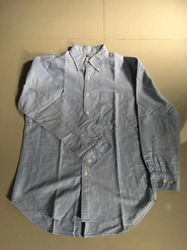 Kemeja oxford by Uniqlo