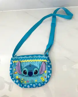 Tas selempang Stitch