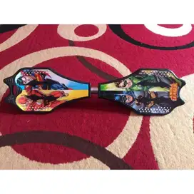 Papan luncur wave board skateboard skuter goyang mainan cikarang