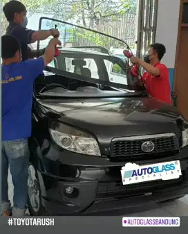 Dijual Kaca Depan Mobil Datsun go panca