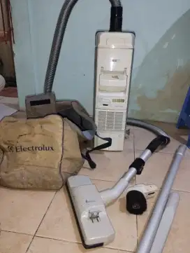 VACUM CLEANER ELECTROLUX AB