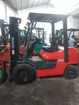 Forklift bekas berkualitas