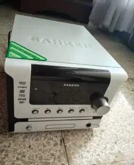 DVD player/MPEGA/AM/FM Radio