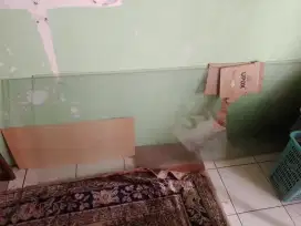 Kaca bening ga jadi dipakai
