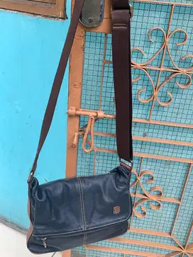 Dijual tas bally original ( LEATHER )