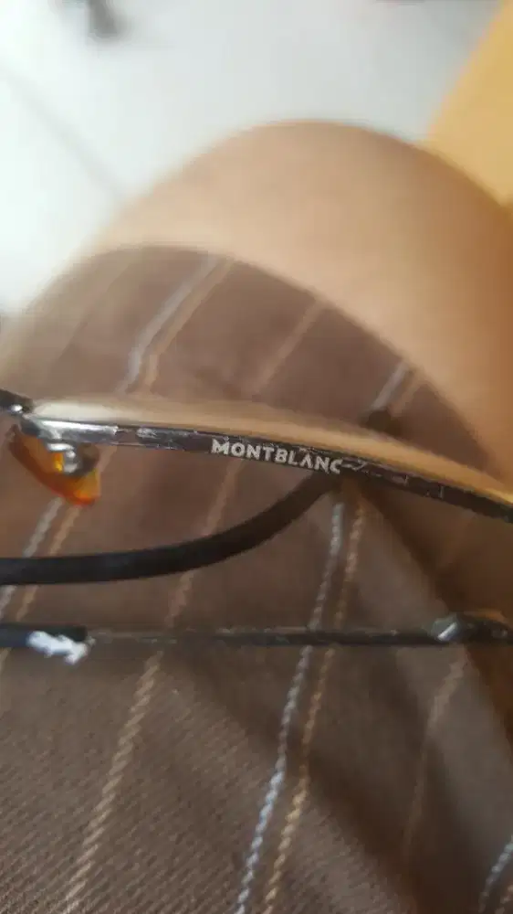 frame kacamata montblanc