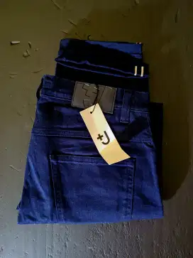 Uniqlo +J Navy Selvedge BNWT