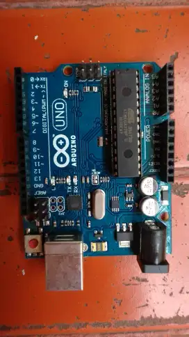 Arduino uno atmel
