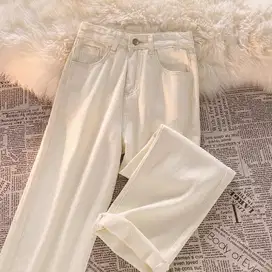 Highwaist Loose Kasual Celana Jeans Panjang Wanita