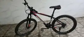 Sepeda MTB Forward merah hitam