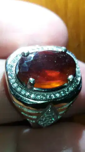 Jual Batu Cincin Red Orangy Pigeon Garnet Cutting Clean Keren bgt