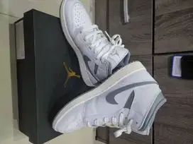 AIR JORDAN ORIGINAL.size 40