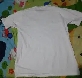 Kaos Putih Lengan Pendek