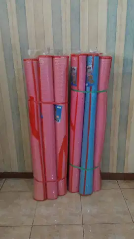 KARPET SPON TIMBUL/TIKAR KELUARGA