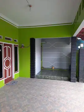 Jual rumah 2 kavling jadi 1