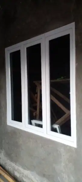 Tukang aluminium