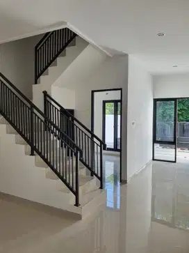 JUAL RUMAH NIRWANA EKSEKUTIF RUNGKUT