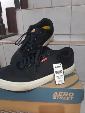 Sepatu aero street size 45