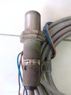 BALLUFF proximity switch