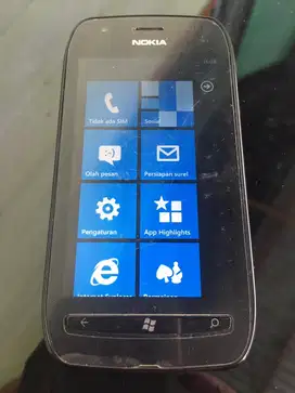 Nokia lumia 710