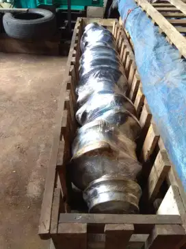 Dijual Crankshaft CAT 3516 STD & Main n Rod Size 0.25 Ready to Install