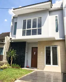 RUMAH BAGUS BARU JADI BUKIT PALMA CITRALAND SURABAYA