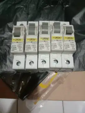 MCB Likon 32A 5 pcs