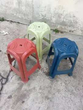 Kursi Kuat & Murah