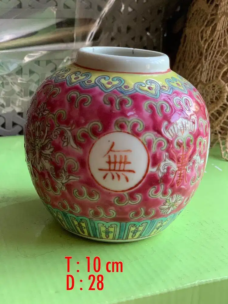 Guci mini import