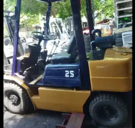 FORKLIFT 3 ton  di solo jawa tengah bekas