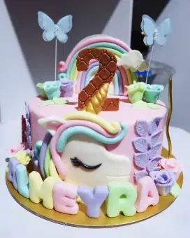 Cake anak karakter unicorn