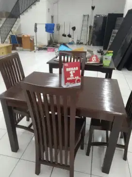 Promo cicilan kredivo Kursi 1 set makan kredit bisa bunga 0%