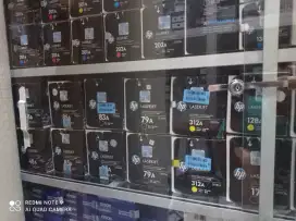 Toner baru dan bekas pakaian kantor
