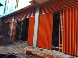 Follding gate rolling door