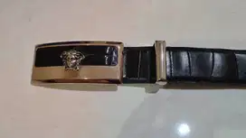 Gianni Versace Grand Medusa Man Elegant Leather Belt Vintage