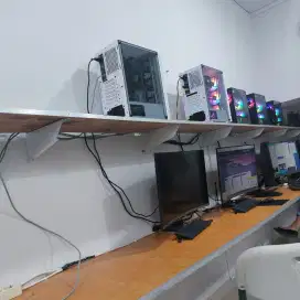Terima jual beli pc Monitor Komputer All Merek Harga Bersahabat