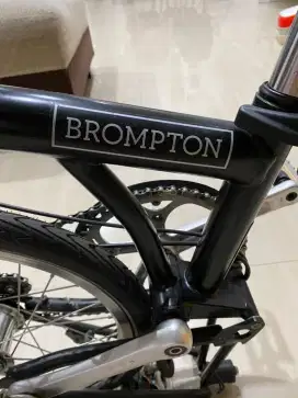 Brompton S3E (preloved)
Produksi May 2018
Kondisi 9/10
Ban masih tebal