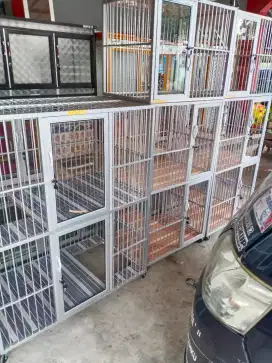 Milikilah kandang kucing aluminium berbagai macam tipe bisa juga PO.WA