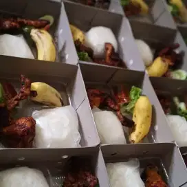 Paket nasi box ayam bakar nasi kotak siap kirim