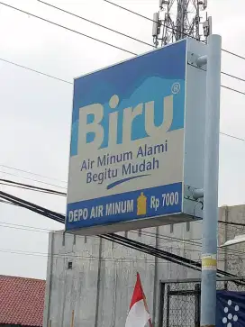 Depot air minum isi ulang