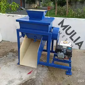 Mesin Mixer Pakan Ternak