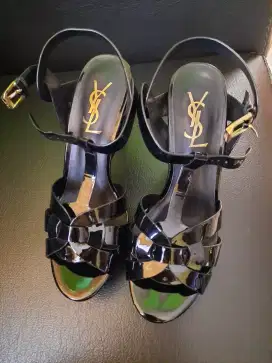 Sepatu High Heels Black YSL