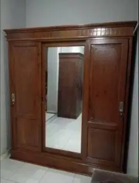 Lemari Almari pintu 3 kaca sliding/geser kayu lembaran utuh elegan